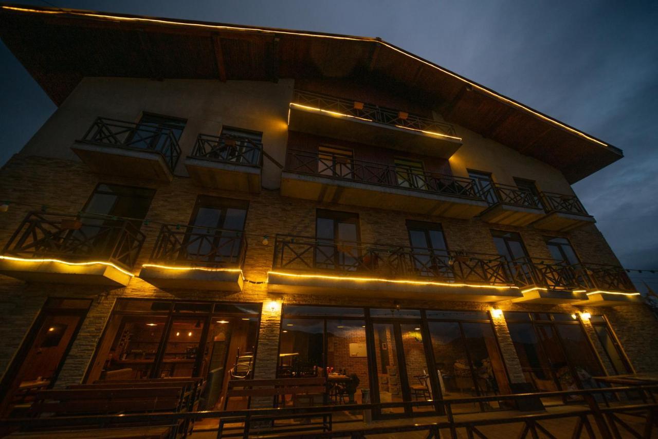 Chalet Papa Basili Гудаури Екстериор снимка
